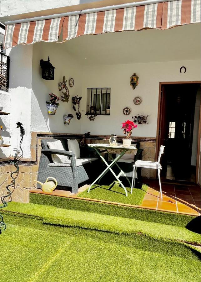 Like At Home Near Seville Montequinto Exteriör bild